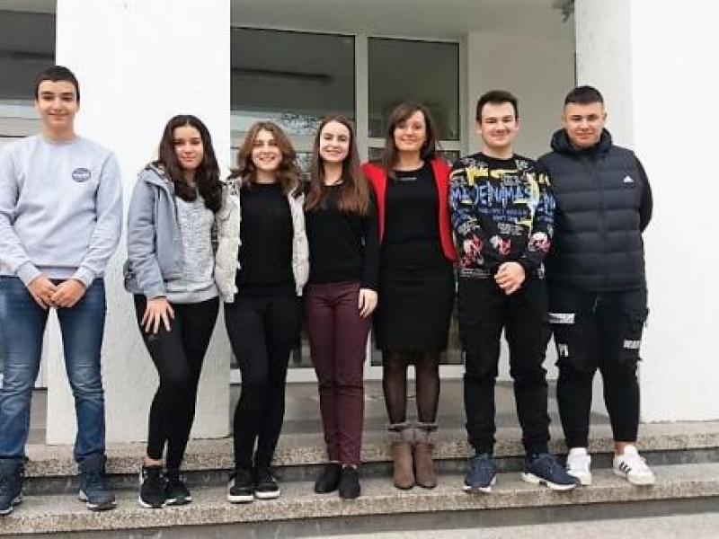 Ученици от СУ „Николай Катранов“ са лауреати в конкурса на НК „Родолюбие“