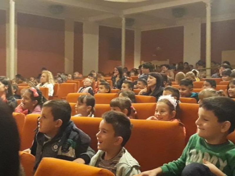 Децата на Свищов се радваха на музикално представление по повод празника на града