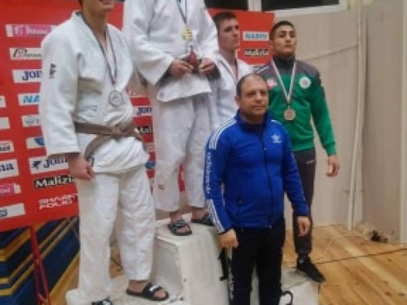 Свищовският джудист Едмон Белчев спечели златен медал и първо място в международен турнир по джудо в град София
