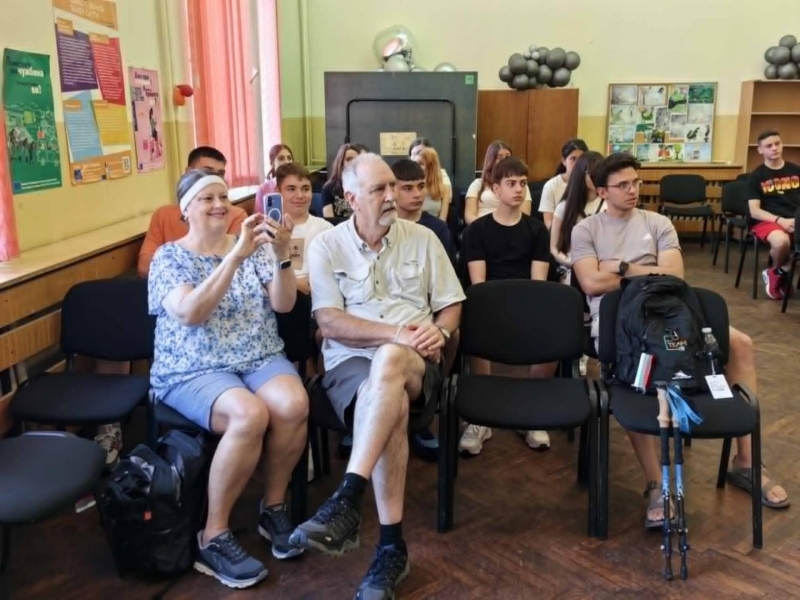 За поредна година СУ „Николай Катранов“ посрещна гости от Америка 