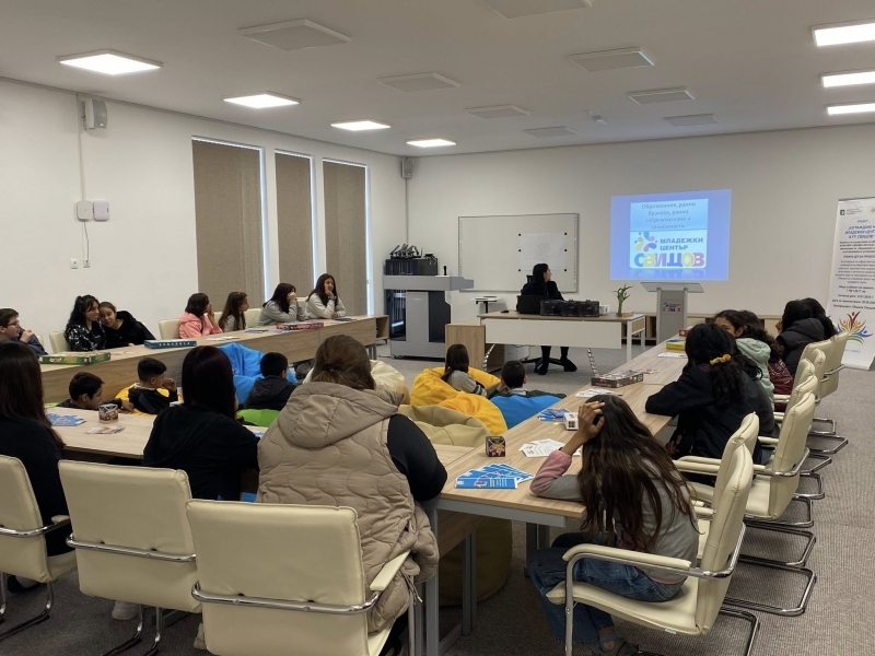 Кръгла маса на тема: „Методи и средства за оказване на подкрепа на уязвими групи“ се проведе в Младежки център - Свищов