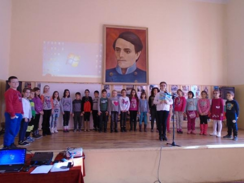 Ученици от СУ „Николай Катранов“ участват в проект „България в пощенски картички“