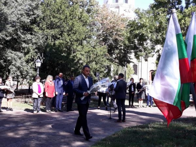 Денят на българската Независимост бе отбелязан днес в Свищов