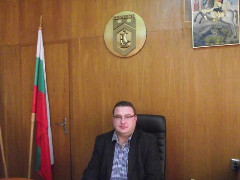 Поздрав от кмета на община Свищов Генчо Генчев по повод деня на любителското творчество