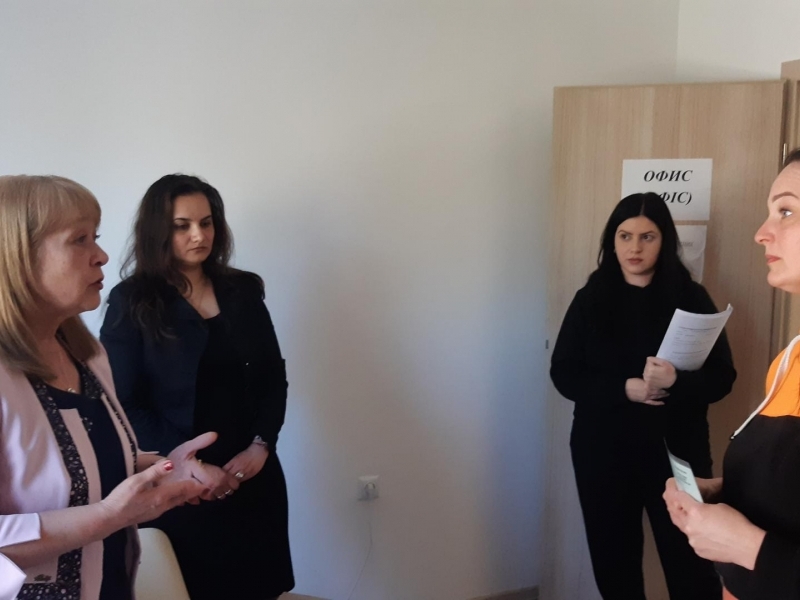 Инж. Розалия Личева посети днес Свищов във връзка с организацията за записване на украинските деца в българската образователна система 