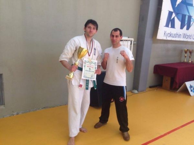 Възпитаник на СА„Д.  А. Ценов” със златен медал от международно първенство по Киокушин карате