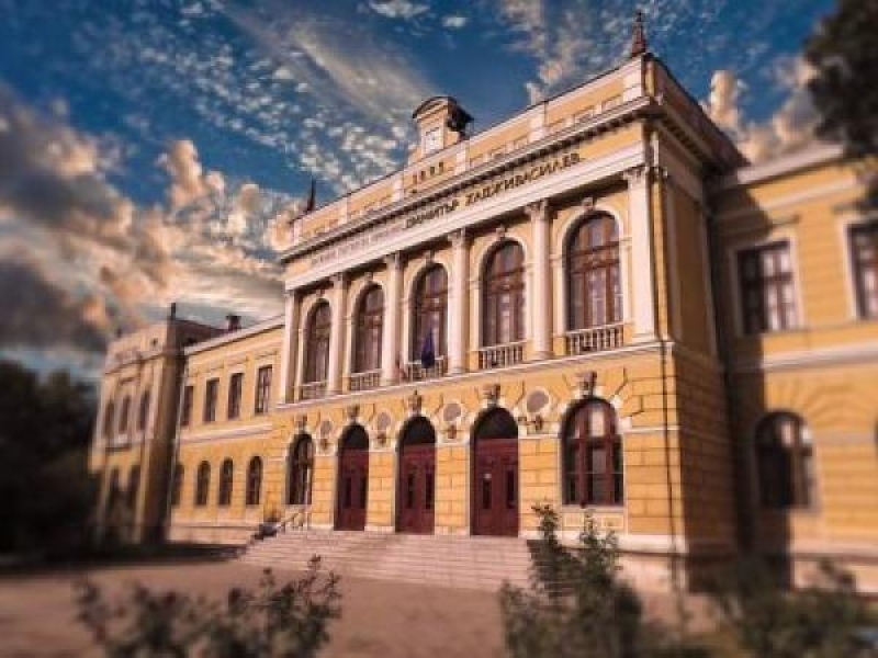 Професионална държавна търговска гимназия „Димитър Хадживасилев“ в Свищов отбеляза своя празник