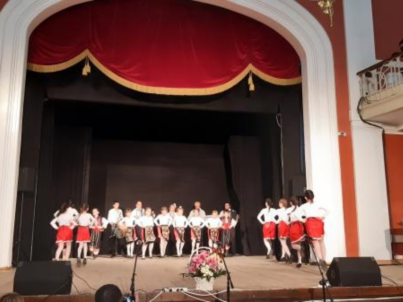  Близо 1700 лева бяха събрани от благотворителния концерт „ЗАЕДНО ЗА МИТКО“ в Свищов 