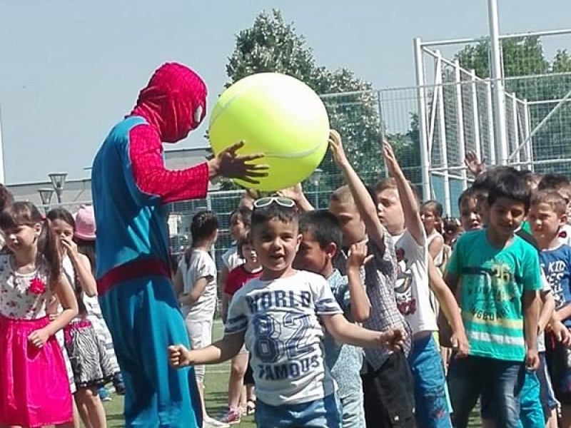 Различен и забавен 1 юни за стотици деца от Свищов