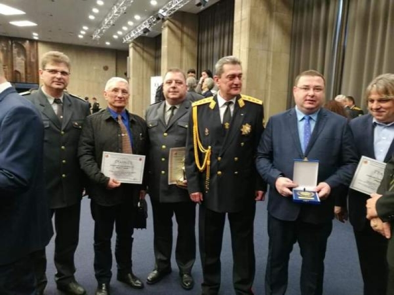 Кметът на Свищов Генчо Генчев бе отличен за „Личност на 2019“  по време на годишните награди „Пожарникар на годината“ 