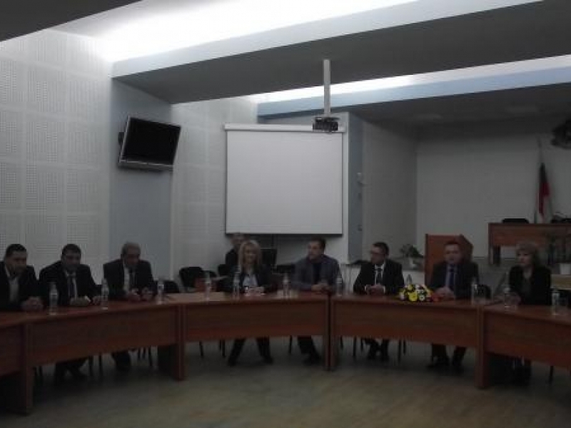 Министър Николай Нанков лично откри обновени обекти от интегрирания план за градско развитие в Свищов