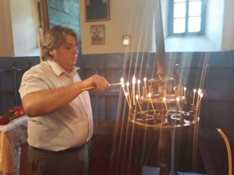      В два църковни храма от община Свищов честваха големия православен празник Свети Дух