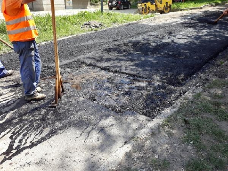 Започнаха ремонтните дейности на улиците в Свищов