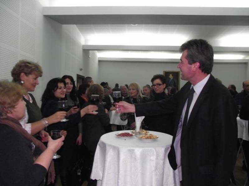 По традиция кметът на Свищов покани бизнеса  на чаша вино преди празниците