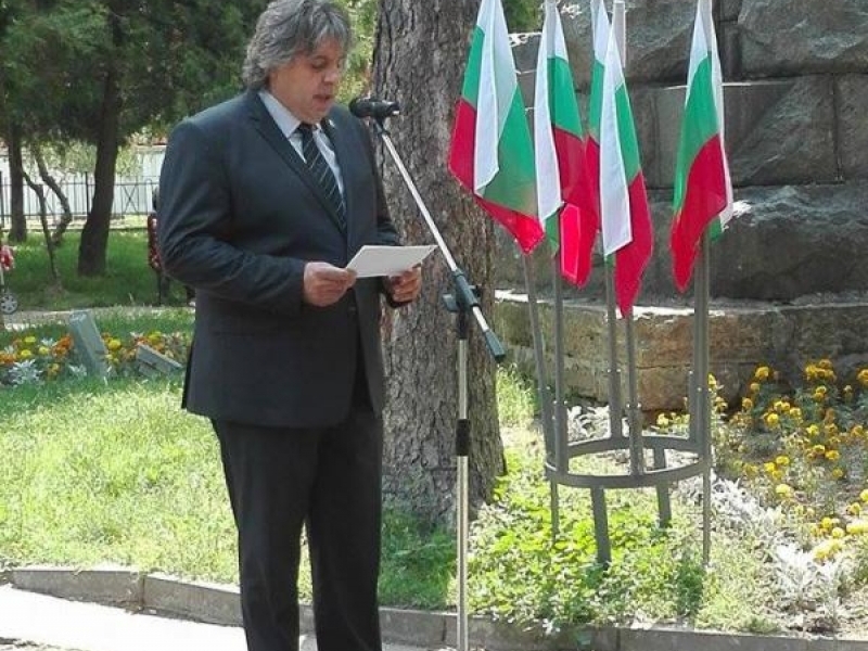 Денят на Ботев и на загиналите за свободата и независимостта на България бе отбелязан и в Свищов