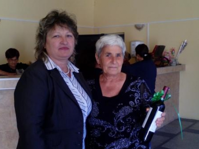 Културният клуб на пенсионера в село Алеково отпразнува Деня на възрастните хора