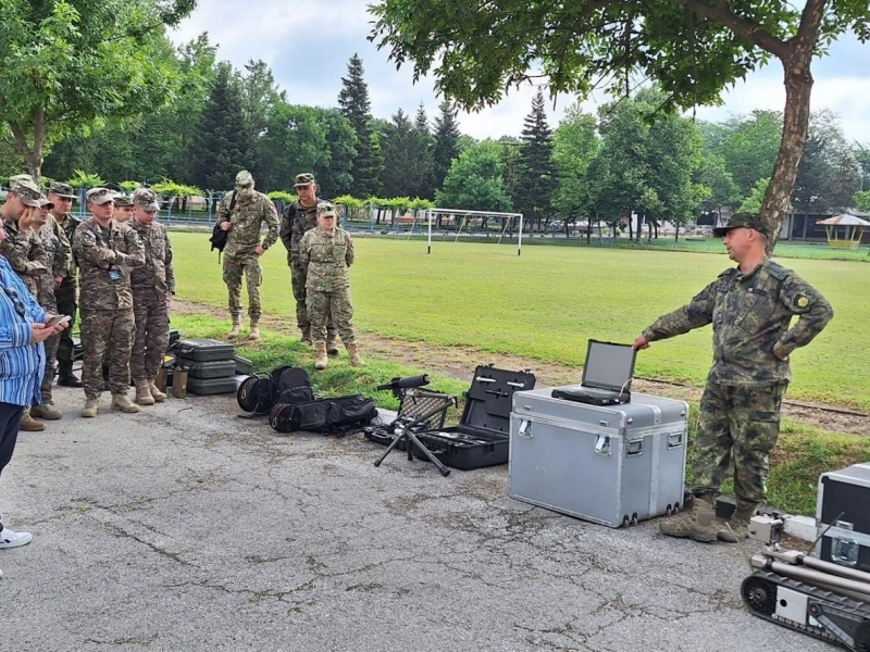 Военно формирование 28880 - гр. Белене организира провеждане на кампания за популяризиране на военната професия 