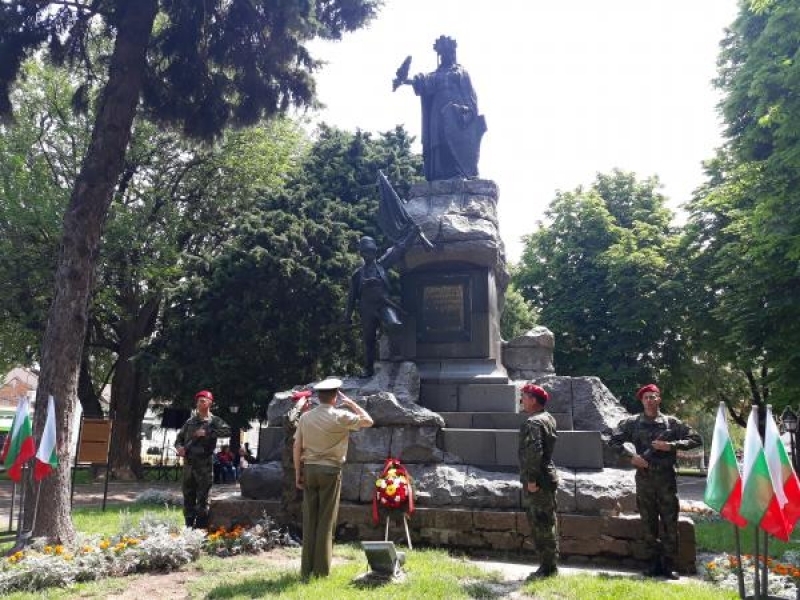 На 2 юни в Свищов бяха отбелязани 143 години от героичния поход на Ботевата чета и гибелта на Христо Ботев