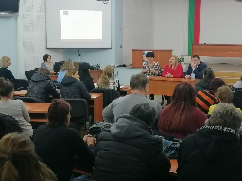 В Община Свищов се проведе встъпителна пресконференция по Проект № BG05SFPR002-2.001-0011-C01 „ГРИЖА   В ДОМА  В ОБЩИНА СВИЩОВ”