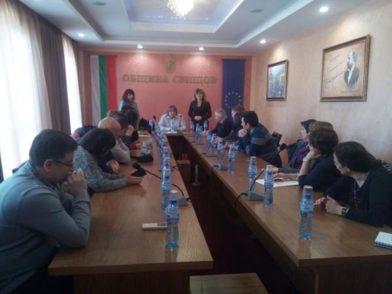 Седемнадесет учители от 4 страни гостуваха на Община Свищов