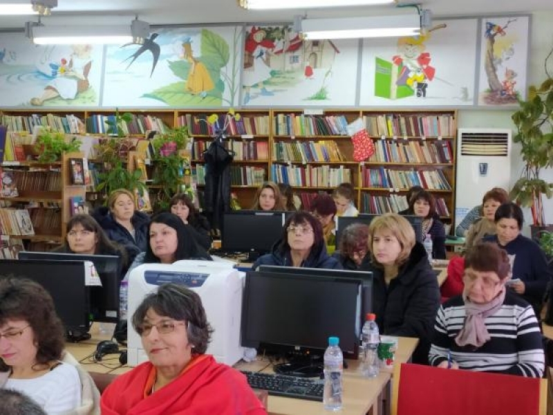 Градска библиотека – Свищов бе домакин на обучение на библиотечните специалисти от общината
