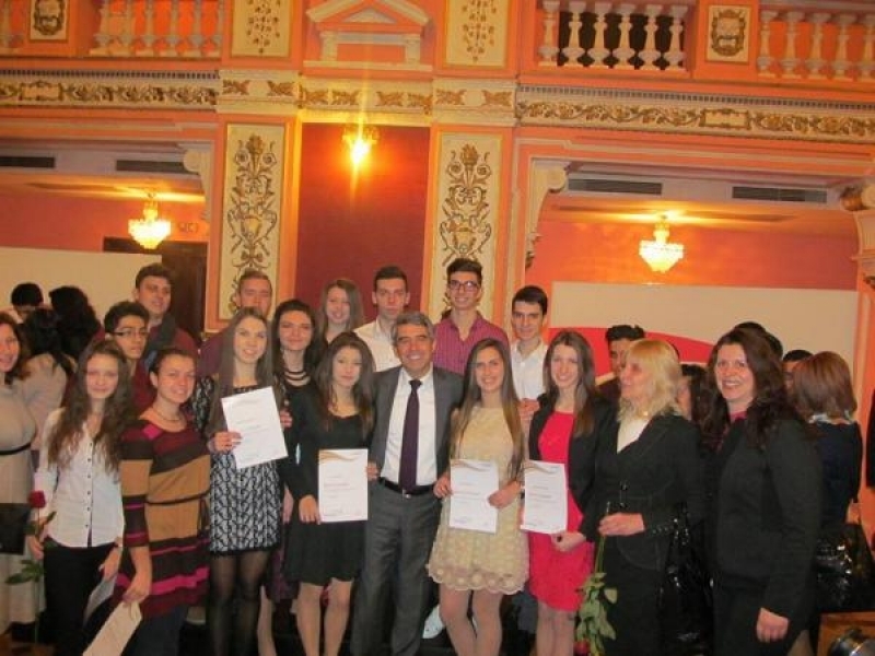 Ученици от СУ "Димитър Благоев" - Свищов успешно приключиха ниво за Наградата на херцога на Единбург