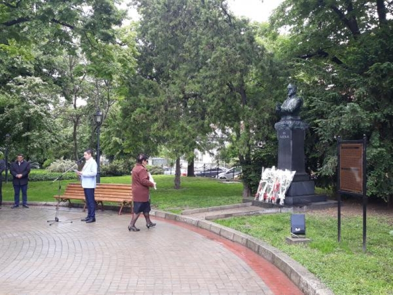 Възпоменателен ден по повод 122 години от убийството на Алеко Константинов бе организиран днес в Свищов