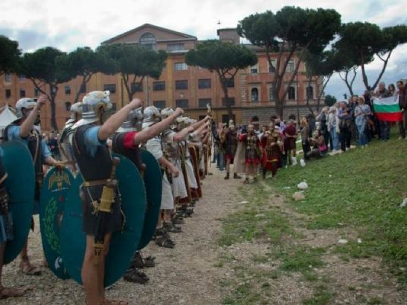 Свищовската група за исторически въстановки взе участие във фестивала “Рождество на Рим”