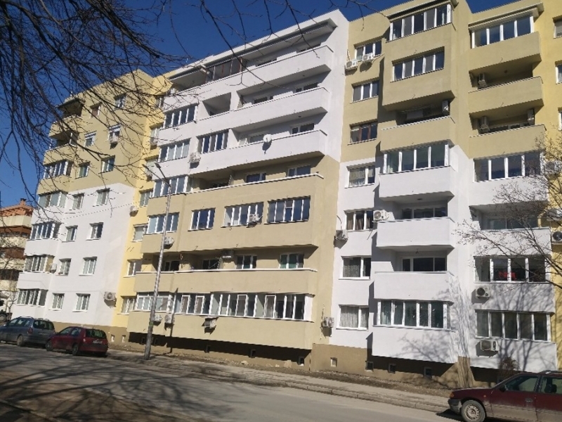 Приключиха дейностите по договорите за устойчиво енергийно обновяване на жилищния сграден фонд в Свищов 