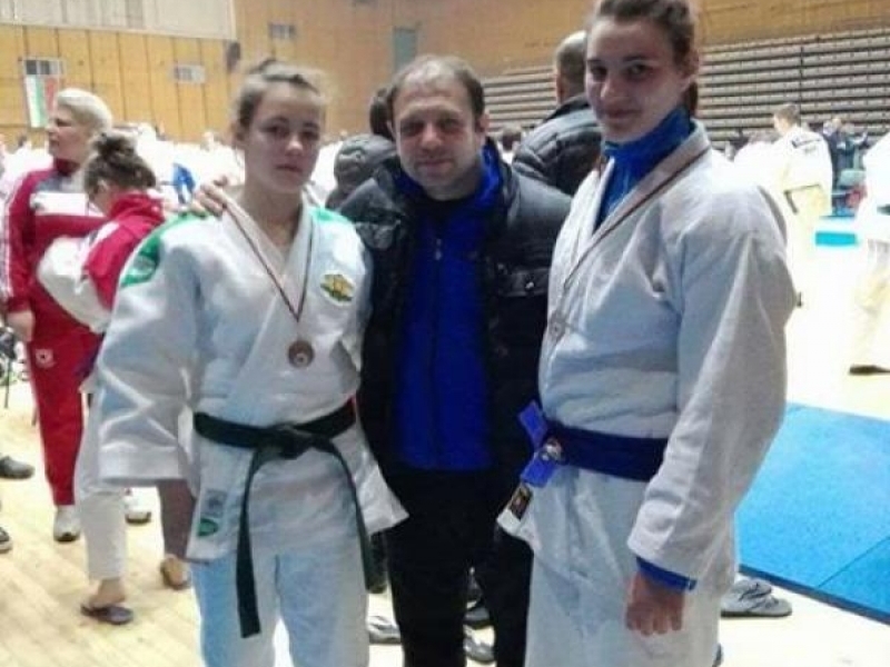 Възпитаници на СУ „Димитър Благоев“се представиха отлично на държавен личен шампионат по джудо