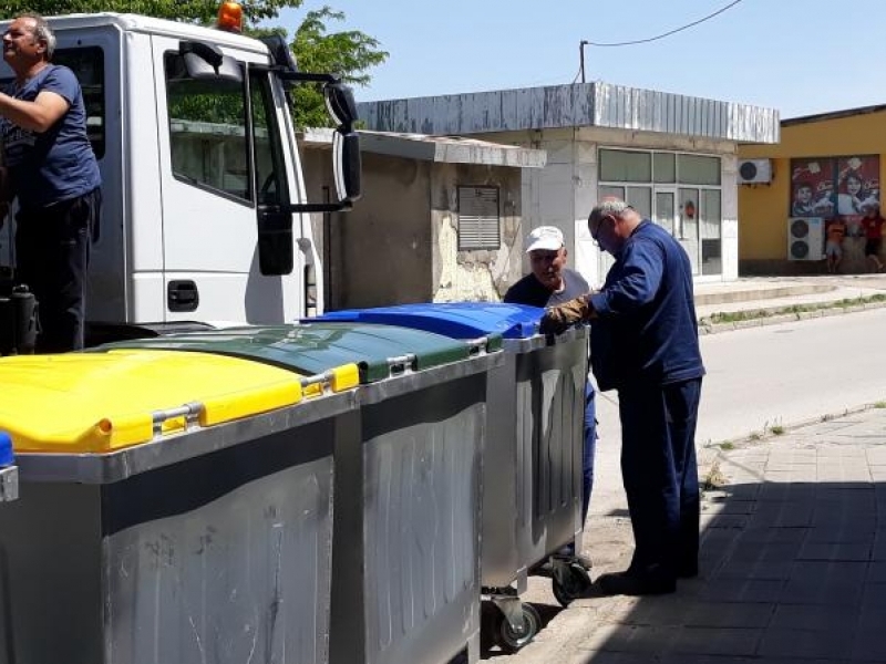 Със 140  нови контейнера община Свищов стимулира разделното сметосъбиране на отпадъци 