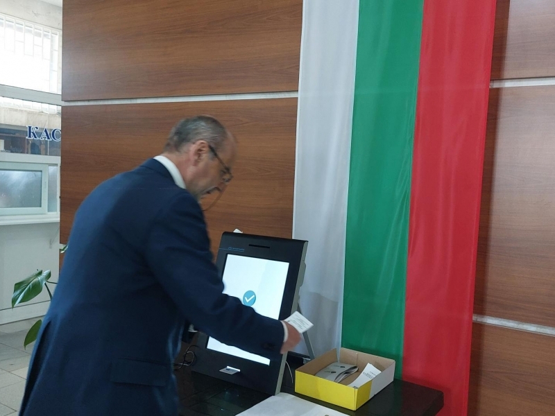 ВАЖНО ЗА ИЗБИРАТЕЛИТЕ: Пробни демонстрации за гласуване с машини в Община Свищов 