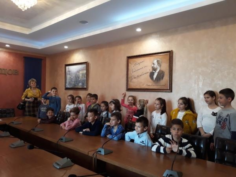 Футболисти на ФК „Изгрев 93“ бяха специални гости на кмета на Свищов