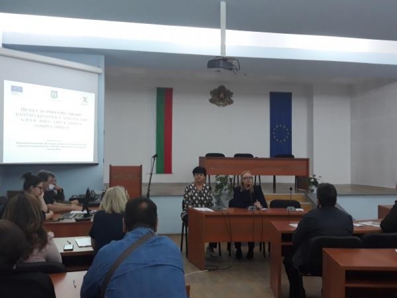 В Свищов се проведе заключителна конференция по проект „Патронажна грижа за възрастни хора и лица с увреждания в Община Свищов”