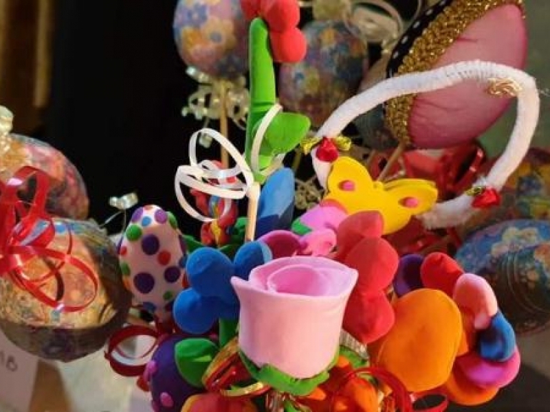 Великденски благотворителен базар отвори врати в подкрепа на Дневния център за деца с увреждания в Свищов