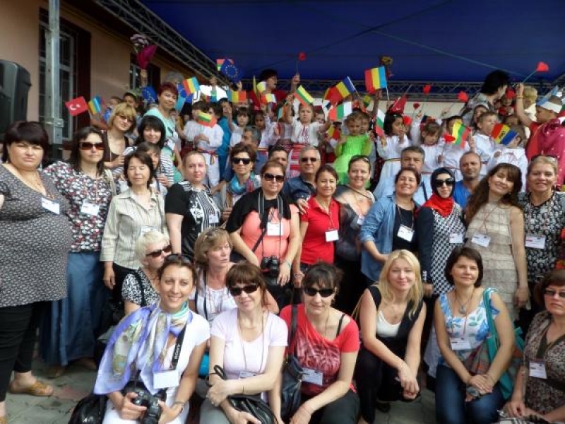 Учители от ОДЗ „Чиполино” на работна среща по проект в гр. Фетещи – Румъния