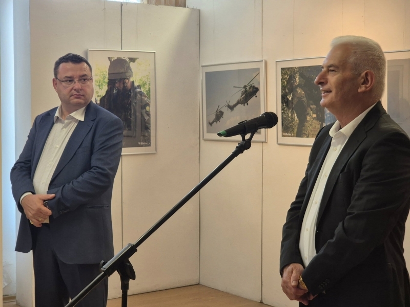 Изложбата „Фотодесант“ на Вилхем Йоцов беше представена в ХГ „Николай Павлович“ в Свищов 