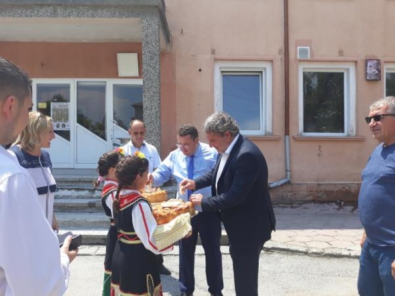 Министърът на културата Боил Банов се запозна отблизо с културното наследство на Свищов и даде старт на инвестиции за 2.8 млн. лв.