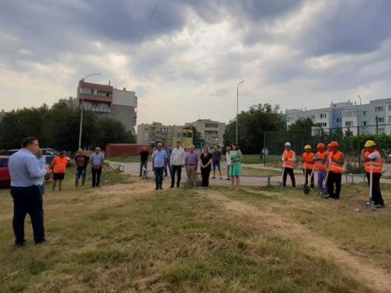 С церемония „първа копка“ в Свищов стартира реконструкция на водопроводна мрежа за 1.7 млн. лева
