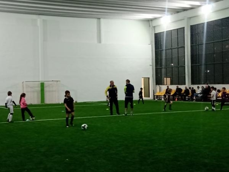 ФК „Лато” се сдоби с ново футболно игрище на закрито