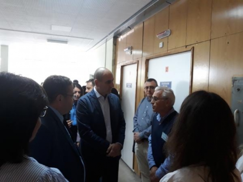 Генчо Генчев и Цветан Цветанов прерязаха лентата на новия високотехнологичен скенер в свищовската болница