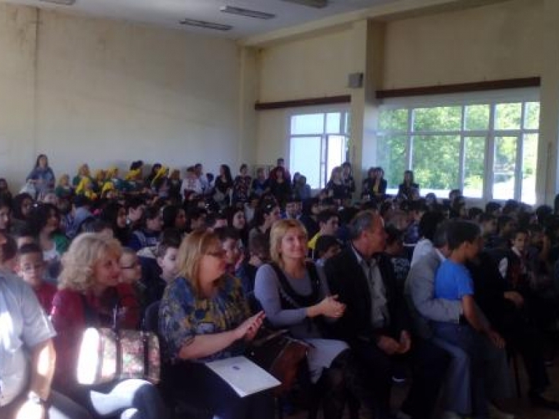 СОУ „Цветан Радославов” отбеляза подобаващо 35 годишнината на училището