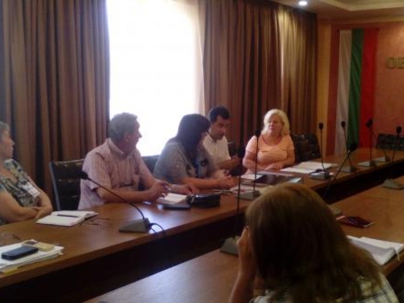 Работна среща свързана с Инвестиционната програма на община Свищов се проведе в Гербовата зала