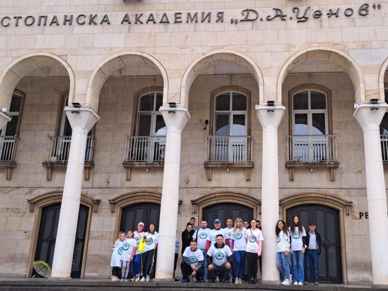 160 жители на Свищов се включиха в " Да изчистим България заедно"  