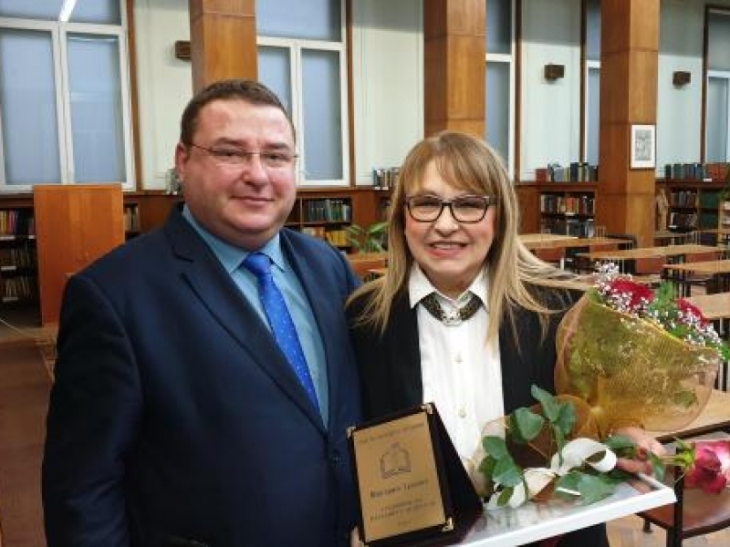 Съюзът на народните читалища отличи кмета на Свищов Генчо Генчев с наградата 
