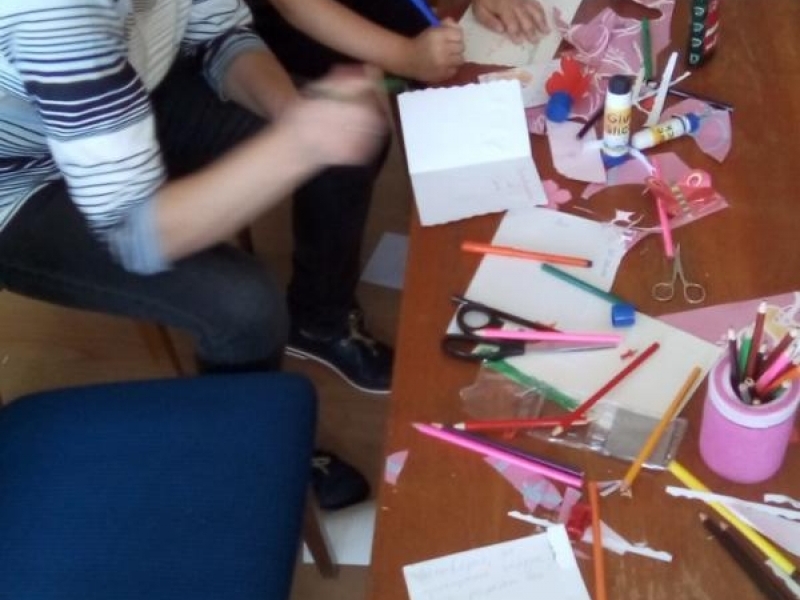 21 деца се забавляваха в Градска библиотека – Свищов с подготовка за рождените си дни