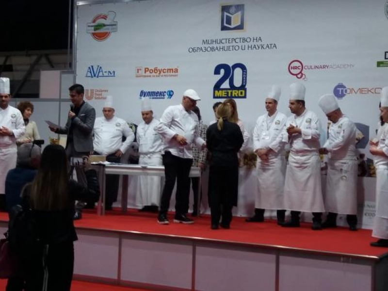 Възпитаничка на СПГ „Алеко Константинов“ – гр. Свищов е в Топ 10 на най-добрите млади готвачи в България 