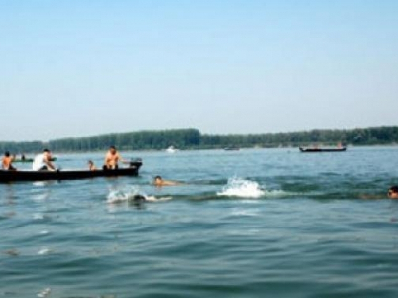 Община Свищов организира безплатен транспорт до м. „Паметниците” за преплуването на Дунав