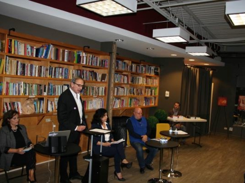 Свищовски автори с награди от международния литературен конкурс ”ИЗЯЩНОТО ПЕРО 2019” в Чикаго