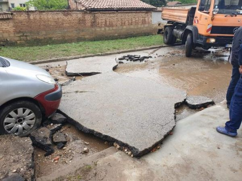 Пороен дъжд нанесе сериозни щети в населени места от община Свищов